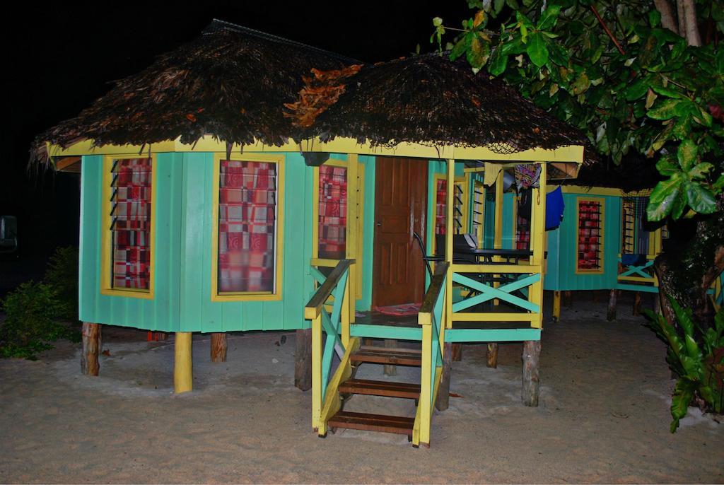 Taufua Beach Fales Lalomanu Cameră foto
